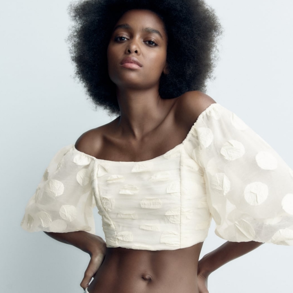 BALLOON SLEEVE CROP TOP